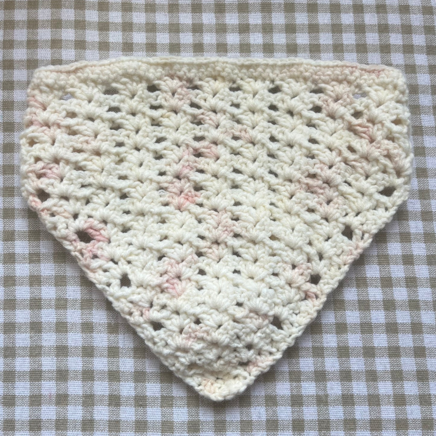 crochet wearable: picnic pink bandana🌸💕