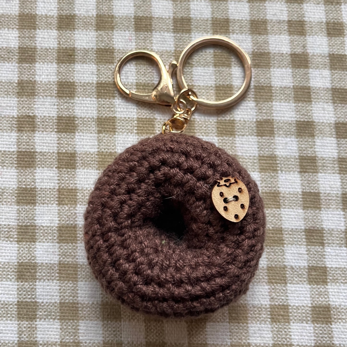 crochet keychain: donuts