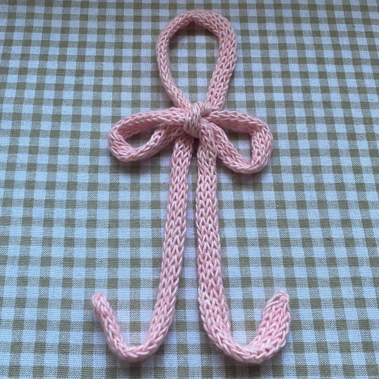 crochet accessory: ribbon choker