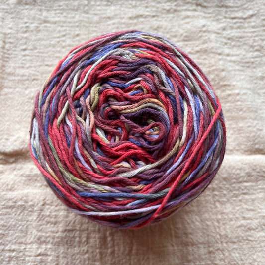 destash: hand dyed yarn from yarn addict