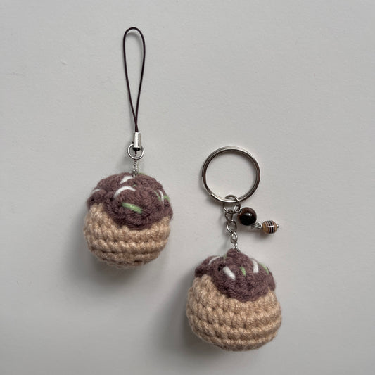 crochet keychain: takoyaki♨️