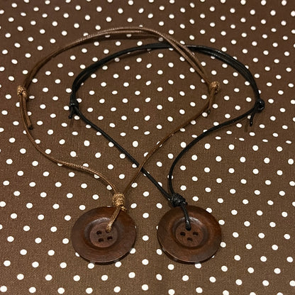wooden button necklaces🏡