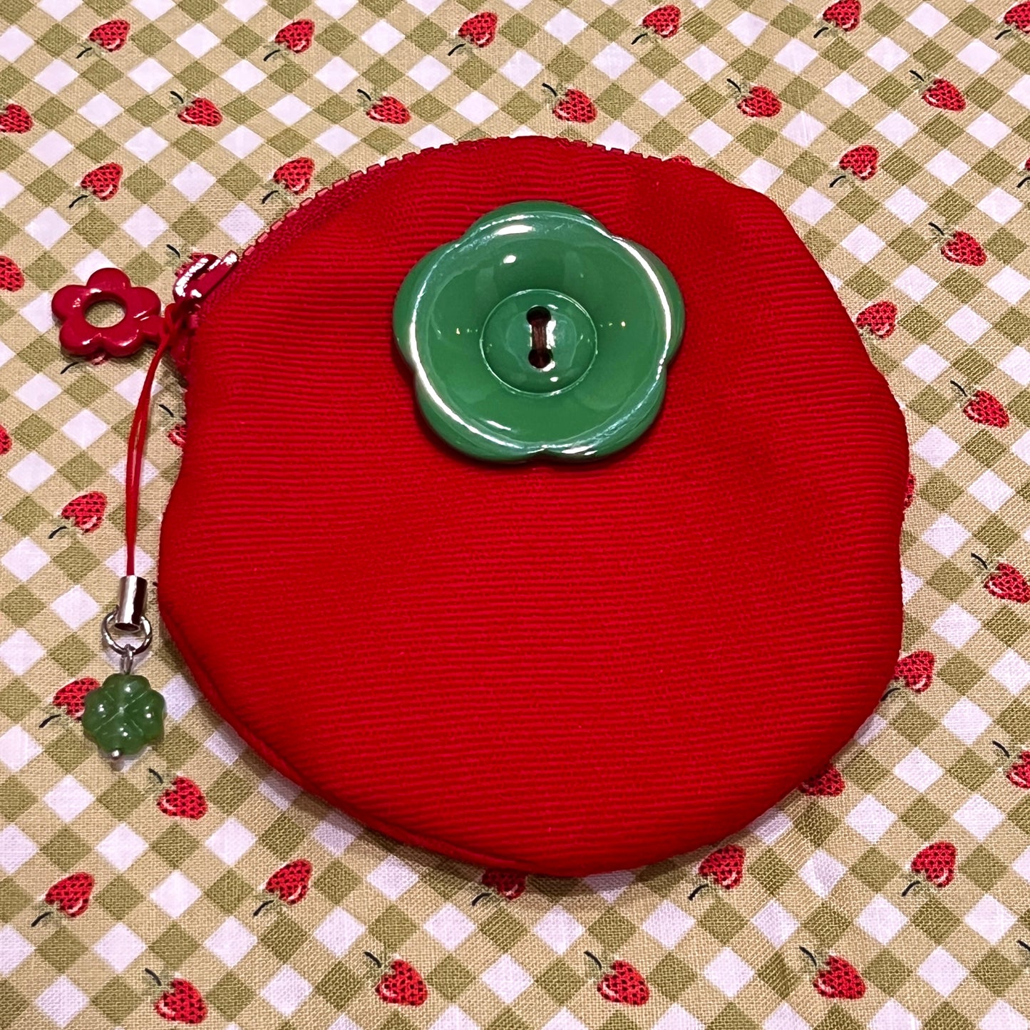 handmade: tomato denim pouch