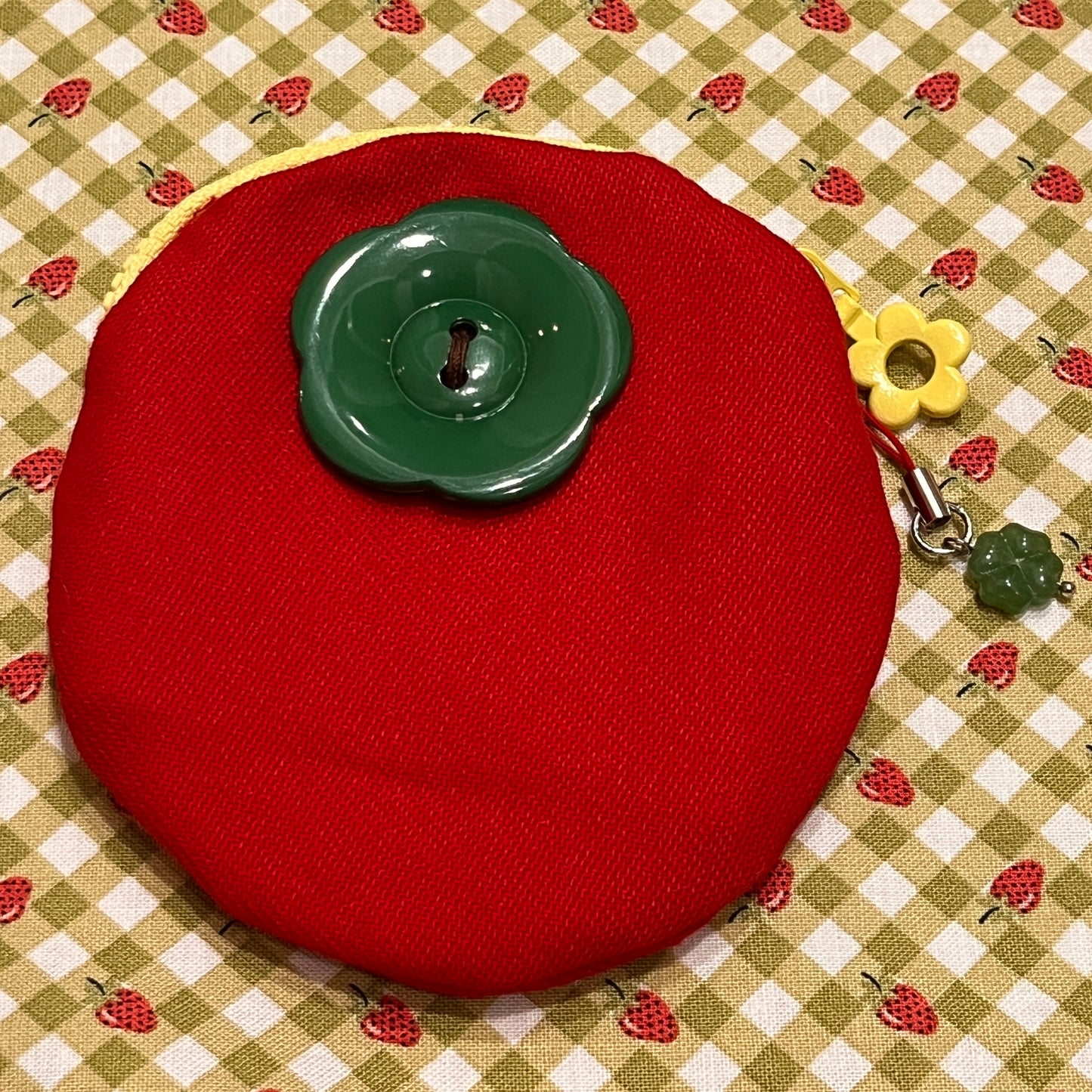 handmade: tomato denim pouch