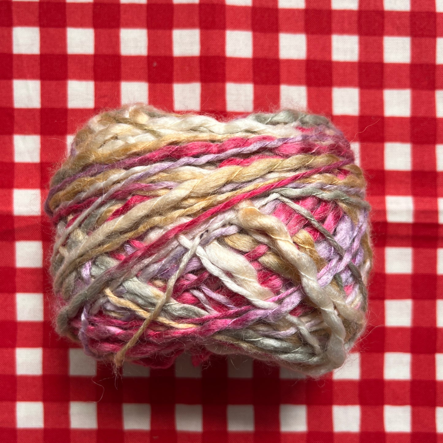 yarn #010: vibrant heart