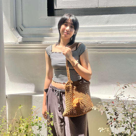 crochet bag: brown mesh market bag🐌with shrimp🦐
