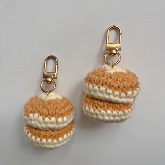 crochet keychain: pancake🥞