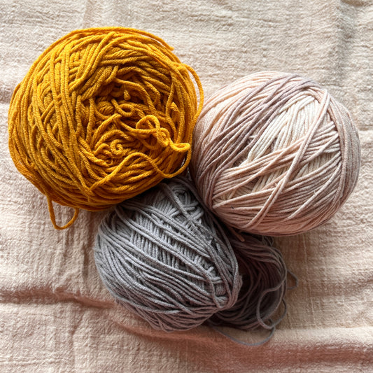destash: cotton acrylic(DK)