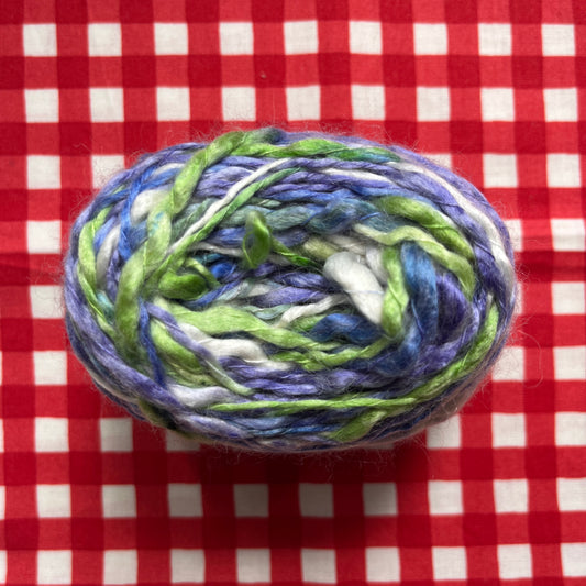 yarn #011: blue seaweed