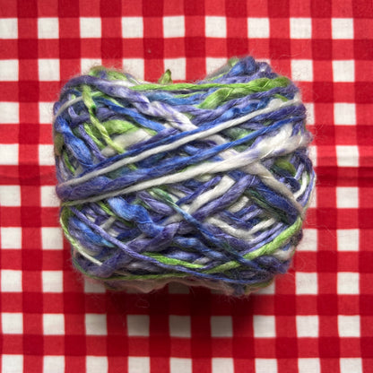 yarn #011: blue seaweed