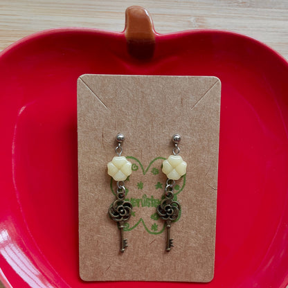 earrings: collection 9🎶 🍎