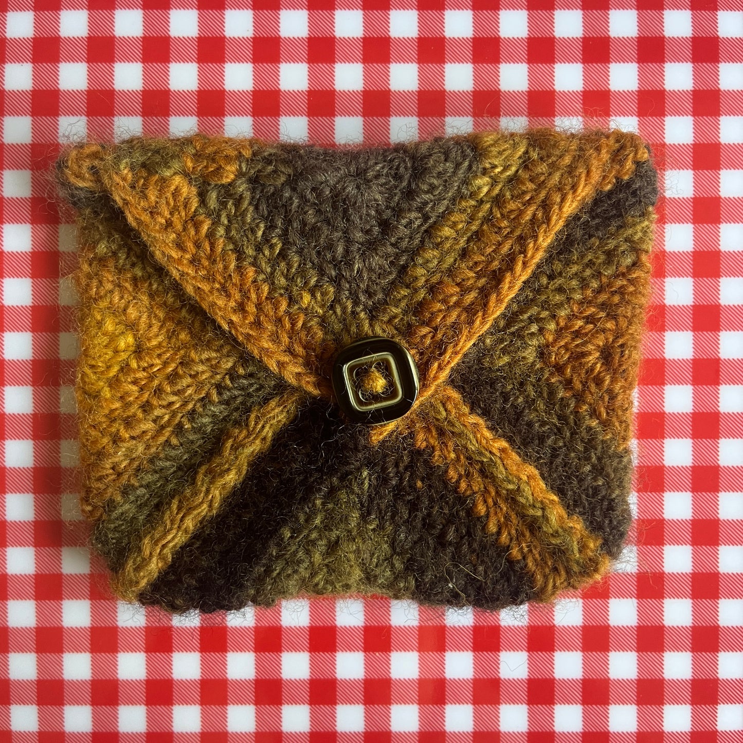crochet pouch: ombre brown granny square