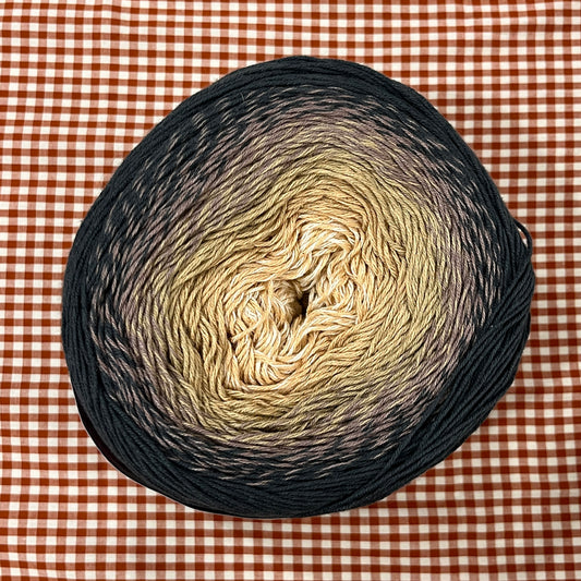 destash: yarn cakes