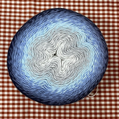 destash: yarn cakes